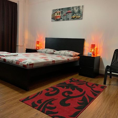 Center Apartment Galaţi Eksteriør bilde