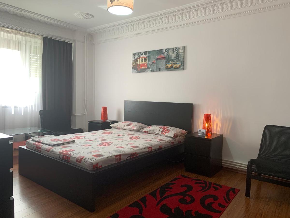 Center Apartment Galaţi Eksteriør bilde