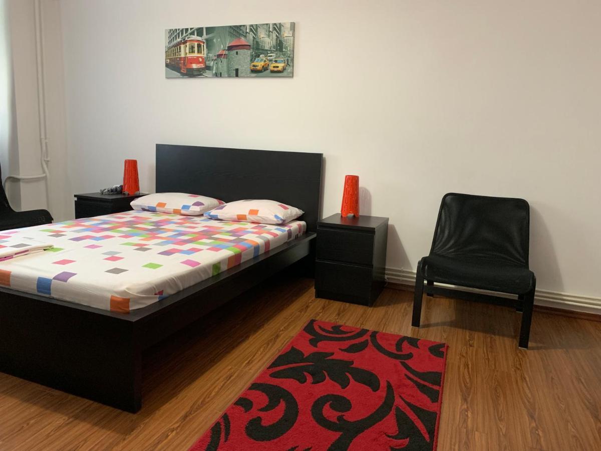 Center Apartment Galaţi Eksteriør bilde