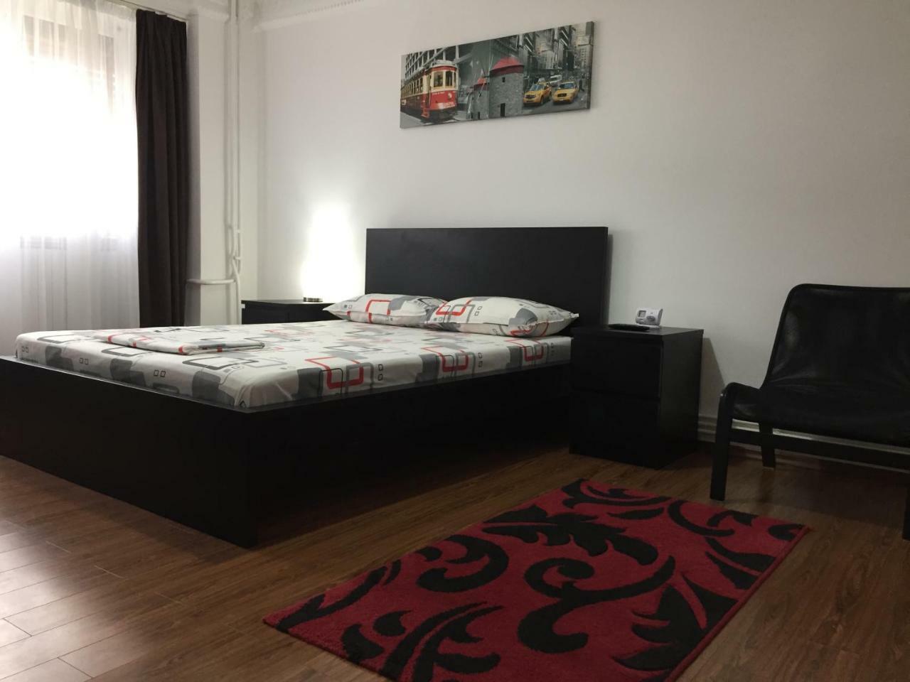 Center Apartment Galaţi Eksteriør bilde