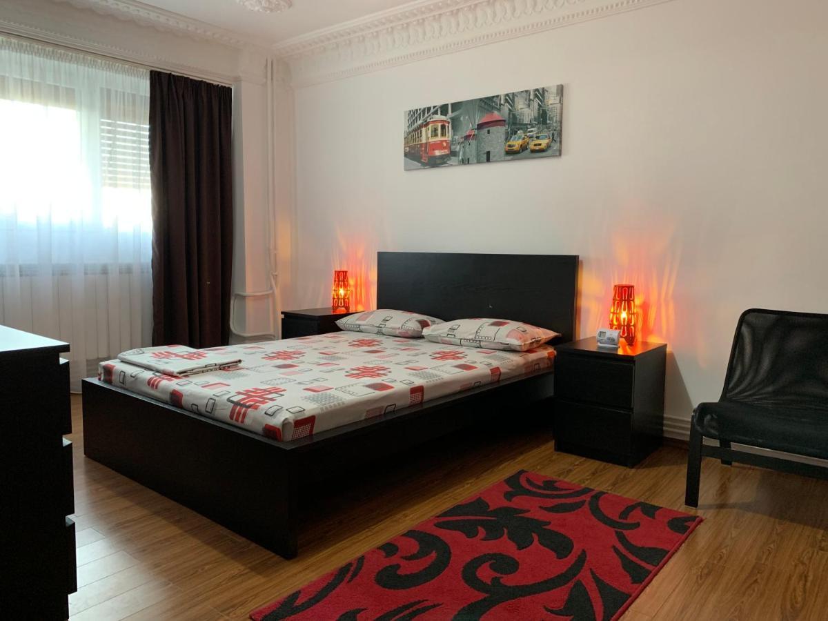 Center Apartment Galaţi Eksteriør bilde